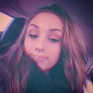 Meet your Posher, Paris